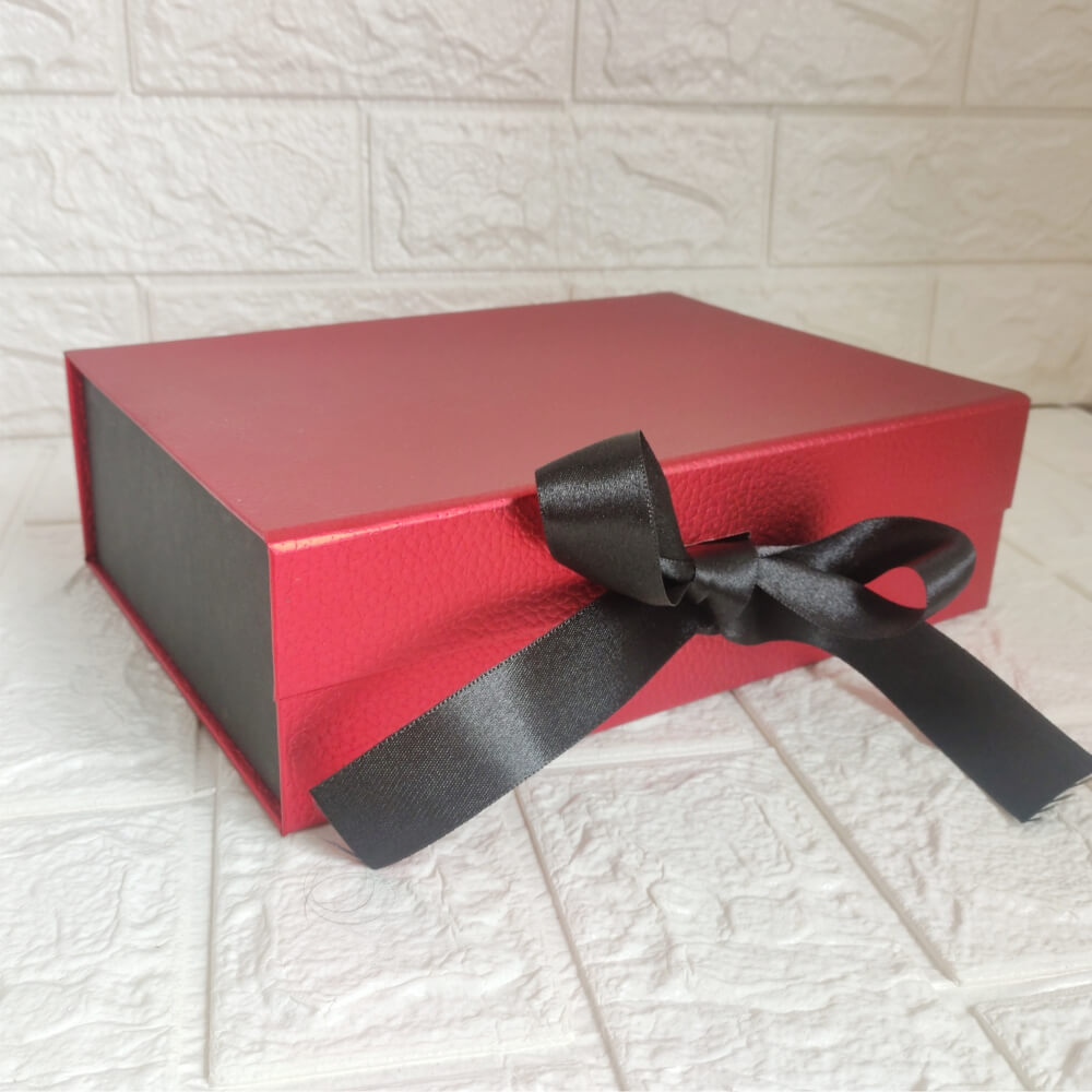 10*7*3 Inch Red Color Box