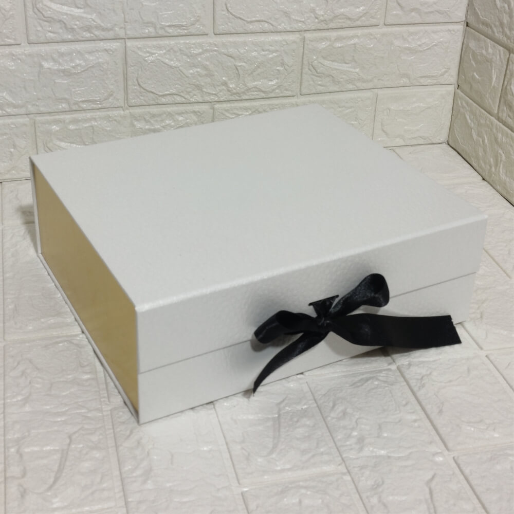 15*12*5.2 Inch Pearl White color