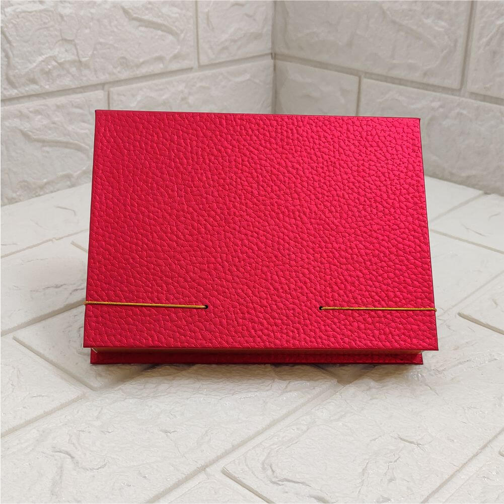 Plain Red Color Box