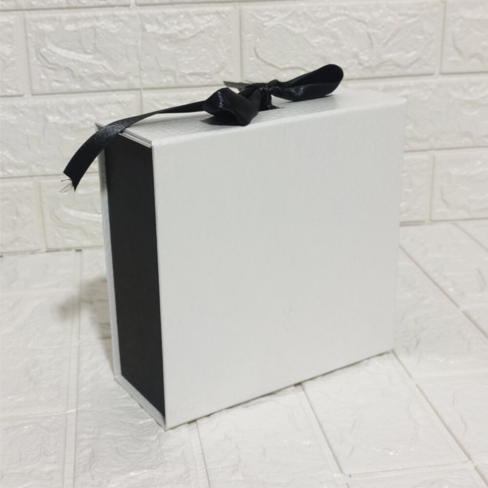 7*7*3 Inch Pearl White Box