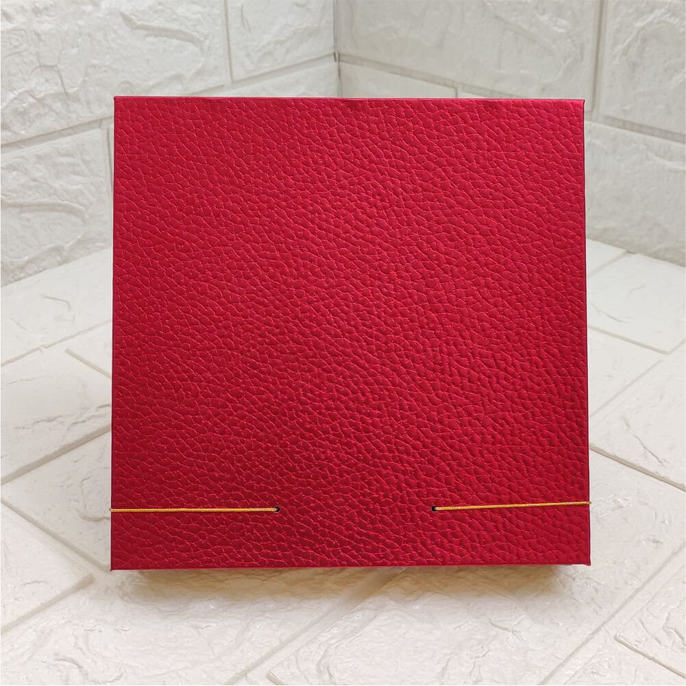Plain Red Color Box